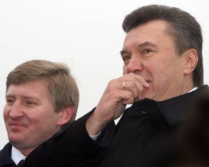 Януковича мог повлиять Ахметов - Guardian