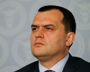 Капитан милиции не выдержал напряжения на Грушевского - Захарченко