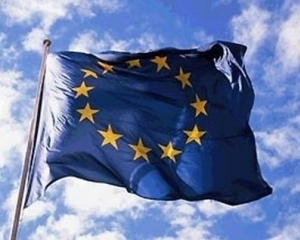 ЄС допоможе Україні, якщо влада припинить застосування насильства - Туск