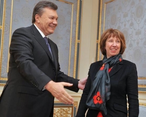 Кетрін Ештон знову приїде говорити із Януковичем