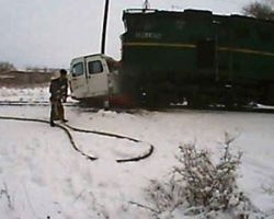 При столкновении маршрутки и поезда в Сумской области погиб ребенок