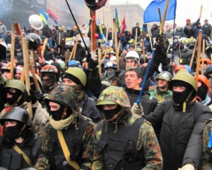 Самооборона Майдана обещает не отступать и оказывать организованное сопротивление