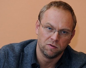 Власенко порадив "регіоналам" впасти на коліна і вибачатись