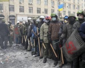 &quot;Правий сектор&quot; і Самооборона висунули термінові вимоги владі