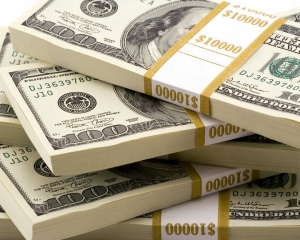 Україна просить позичити їй $35 мільярдів, щоб врятувати економіку