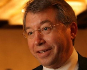 Губернатора Черкащини оголошено в розшук