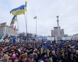 В неділю на майдані скликають віче &quot;Україна і Крим - Єдині&quot;