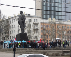 Влада в Донецьку стримує сепаратистів, але радикалізація може захлеснути місто - секретар міськради