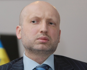 Россияне несмотря на угрозы не штурмовали ни одного объекта - Турчинов