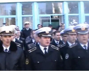 У Криму українські моряки &quot;послали&quot; &quot;російського ставленика&quot; та заспівали Гімн України