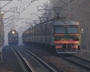 Укрзалізниця призупинить попередній продаж квитків у південно-східному напрямку