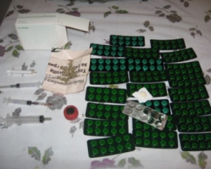 Кодеин в виде таблеток Картинки по запросу "кодеин наркотик"