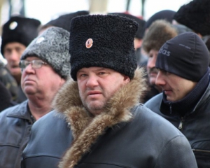 Донецкая милиция не мешает пророссийским активистам блокировать военных