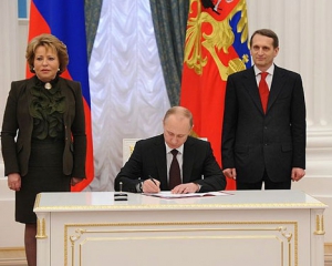 Путін підписав закон про анексію Криму