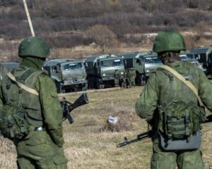 Окупанти наказали українським морпіхам у Феодосії покинути Крим до 15.00