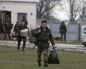 Міноборони України та Росії домовились про вивезення українських військових потягами