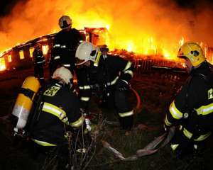 На Миколаївщині пожежа знищила гектар бази відпочинку