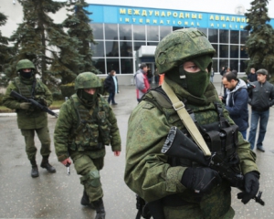 Російські військові-мародери вивели з ладу українську техніку  (УВАГА! НЕНОРМАТИВНА ЛЕКСИКА)