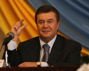 Янукович вымыл из Украины 77,2 млрд грн - Госфинмониторинг
