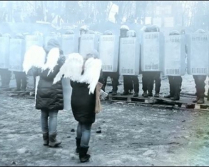 Вторую часть откровенных документалок о Майдане можно посмотреть онлайн