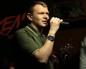 Сашко Положинський презентував свій новий музичний проект