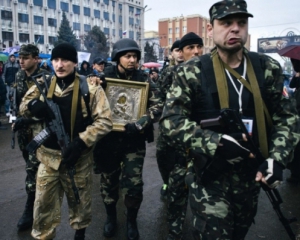 &quot;Правий сектор&quot; б&#039;є на сполох: провокатори від його імені планують розстріляти у Луганську мирних людей