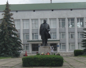 На Волыни с памятника Ленина сделают Бандеру