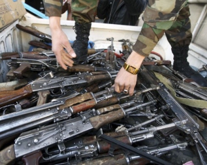 СБУ перекрила 9 каналів ввезення зброї і покарала всього трьох контрабандистів