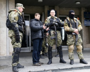 В Славянске террористы похищают и запугивают людей