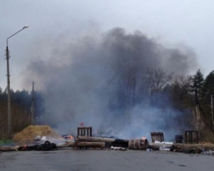 Силовики захопили 10 блокпостів у Слов&#039;янську. В одного із сепаратистів - квиток КПУ