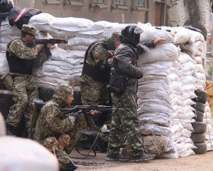 У Слов'янську зав'язався запеклий бій між Нацгвардією і терористами