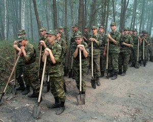 В Мінобороні пообіцяли не відправляти в зону АТО призовників