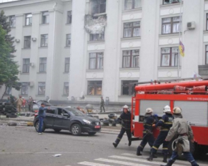 В результате взрыва в Луганской ОГА погибли 7 человек – СМИ