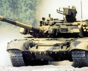 З Росії в Україну йдуть колони військової техніки - Аваков