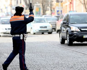 Даішники будуть вішати на проблемні автомобілі GPS-маячки