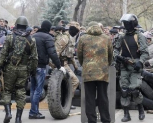 Жители Донбасса уничтожили блокпост боевиков и разогнали террористов