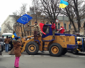 Хрещатик пропонують зробити постійно пішохідним, а Банкову — перейменувати у Героїв революції