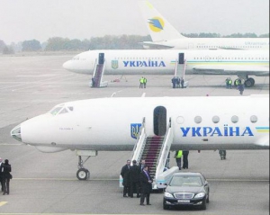 Кожен політ Азарова обходився українцям в мільйон гривень