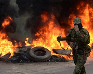 Бойовики знову відкрили вогонь, серед силовиків є втрати