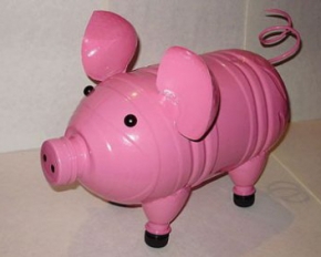 Як зробити чудове порося з пластикової пляшки