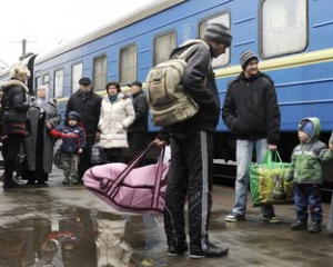 У понеділок уряд розповість, що робити біженцям із зони АТО