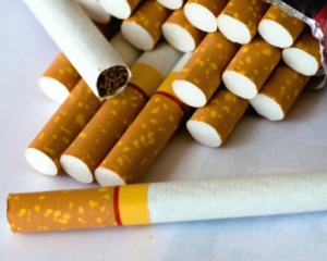 Миндоходив предлагает отдать 8 миллионов конфискованных сигарет участникам АТО