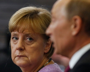 Меркель поддержала идею Путина о переговорах с террористами на Донбассе