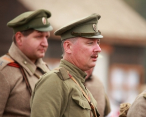 Терорист Гіркін запровадив у Донецьку воєнний стан і комендантську годину