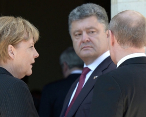 Порошенко слушается Путина и Меркель - нардеп