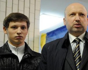 Сына Турчинова могут отправить на Донбасс