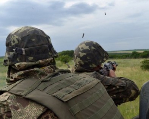 Десантники уничтожили лесополосу с боевиками под Дьяковым, 2 военных погибли