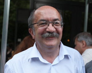 На Волині проросійські молодики побили відомого письменника