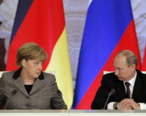 У Меркель отрицают договоренности с Путиным по Украине