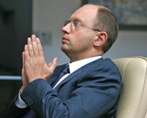 "Яценюк запустил себе пулю в лоб" - Новак